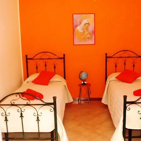 Delfinia Pensionat 4*