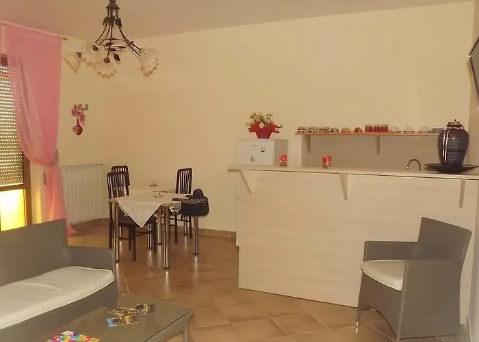 בית הארחה Delfinia 4*